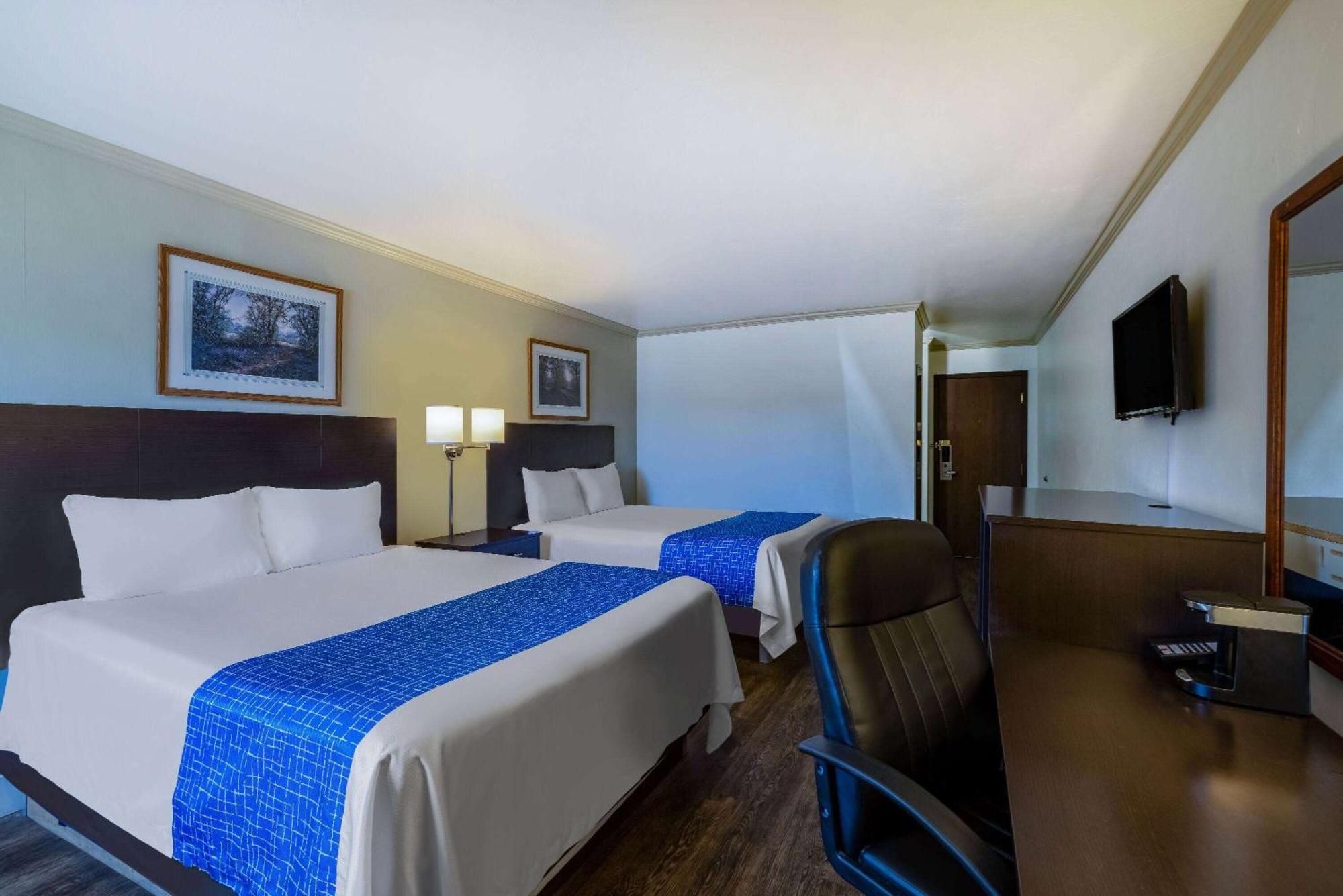 Travelodge By Wyndham Livingston Exteriör bild