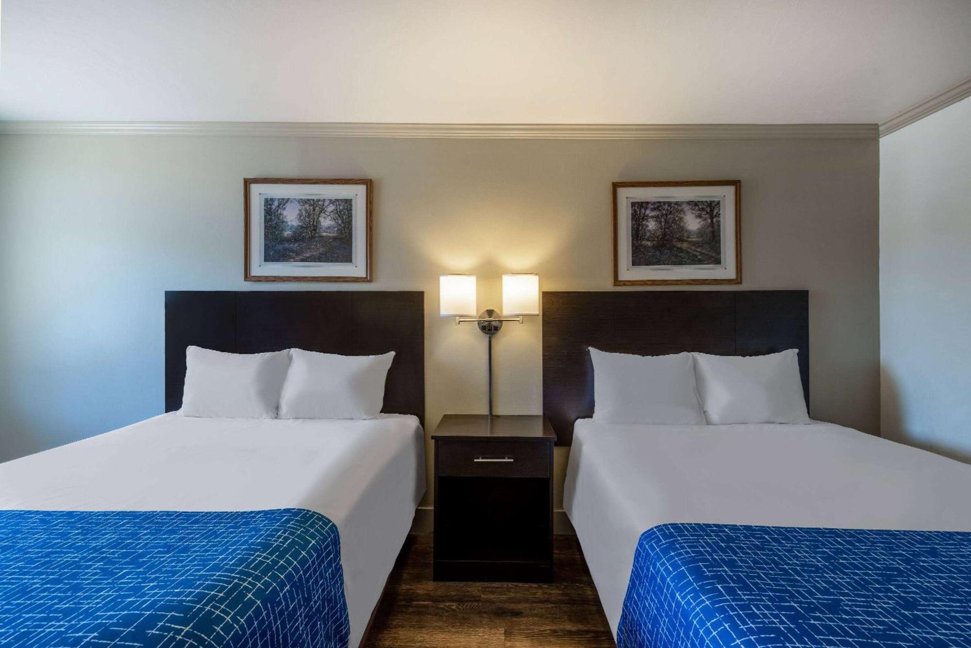 Travelodge By Wyndham Livingston Exteriör bild